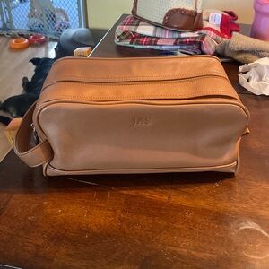 EUC Leatherology Double Zip Toiletry Travel Case